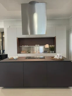 Cucina Cucina obliqua di Ernestomeda in offerta -35%