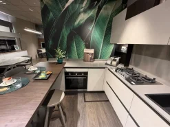 Cucina Cucina q01 con penisola Ar-due con un ribasso imperdibile