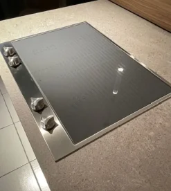 Cucina Cucina sign ad angolo Ernestomeda con uno sconto imperdibile