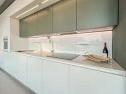 Cucina Cucina trend verde opaco moderna bianca Forma 2000 lineare scontata 40%