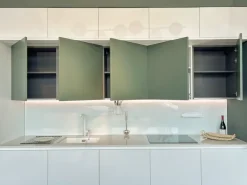 Cucina Cucina trend verde opaco moderna bianca Forma 2000 lineare scontata 40%