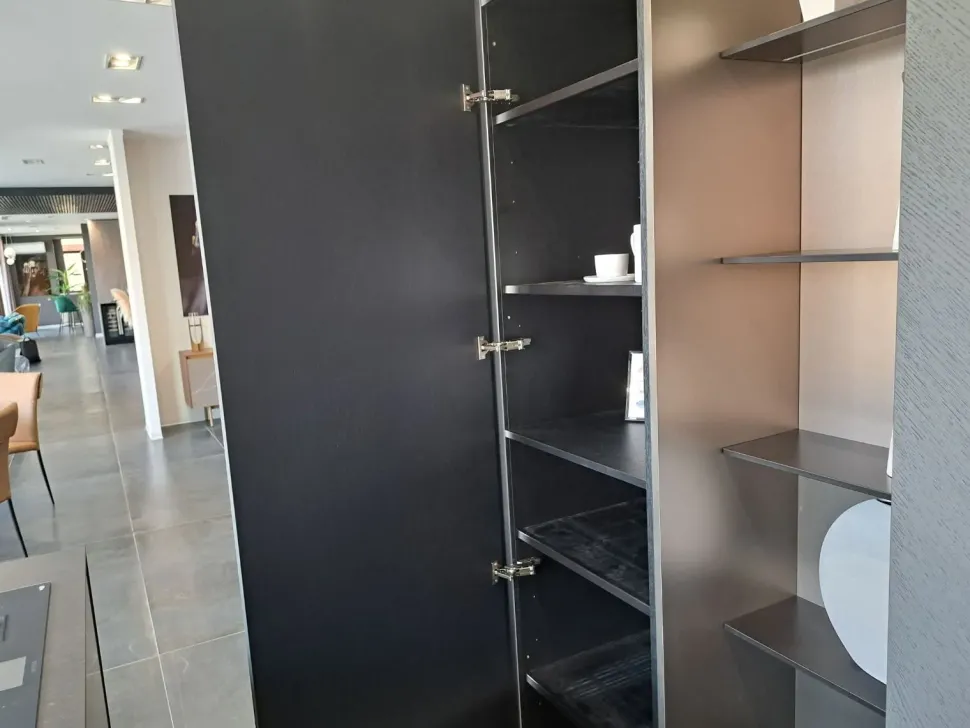 Cucina design con isola Mantis Binova a prezzo ribassato