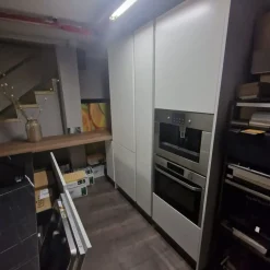 Cucina design con isola Seta Essebi a prezzo ribassato