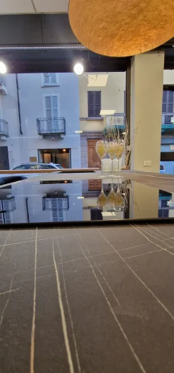 Cucina design con isola Seta Essebi a prezzo ribassato