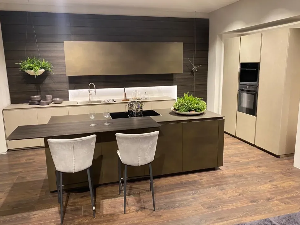 Cucina design con isola Skill Modulnova a prezzo scontato