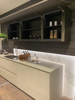 Cucina design con isola Skill Modulnova a prezzo scontato