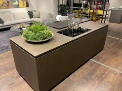 Cucina design con isola Skill Modulnova a prezzo scontato