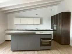 Cucina design grigio Primopiano cucine ad isola Ingrosso cucine moderne icm70 in offerta