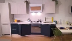 Cucina Dibiesse moderna con penisola grigio in laccato lucido Sfera