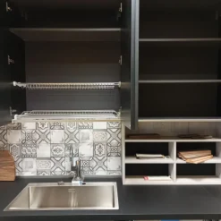 Cucina Gicinque moderna con penisola altri colori in hpl Time