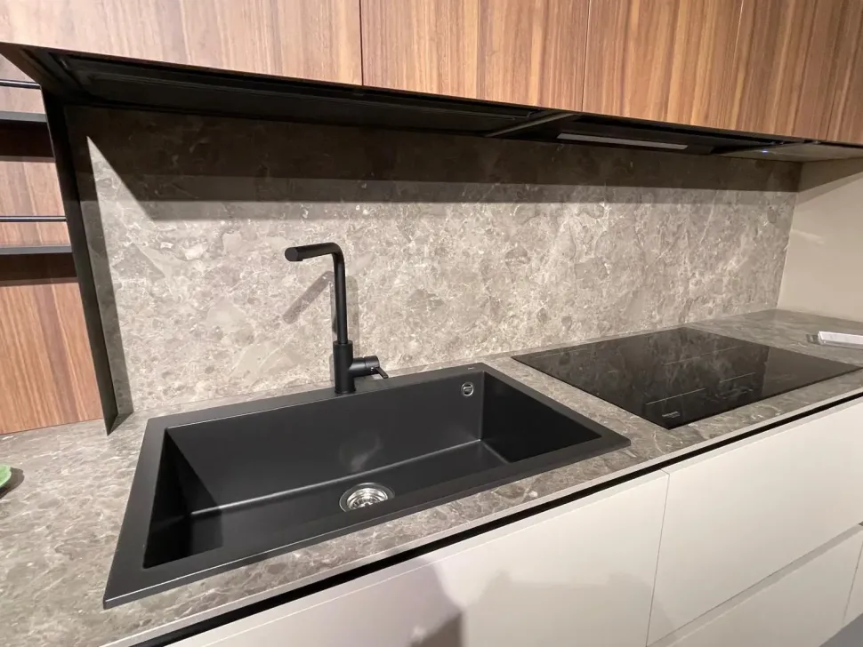 Cucina grigia design lineare Miton Cucina miton pet grigio noce cordesco a soli 10800 Euro