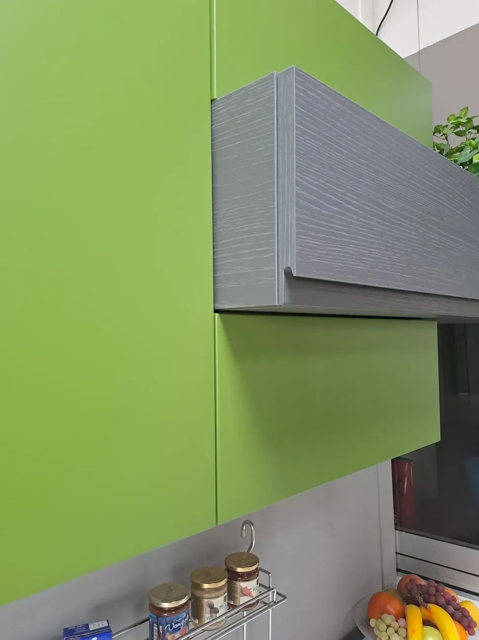 Cucina grigia moderna ad angolo Essebi Zenit