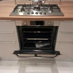 Cucina grigia moderna con penisola Urban Scavolini