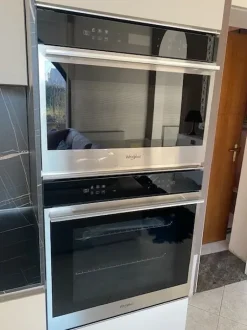 Cucina grigio design lineare Soul Ernestomeda