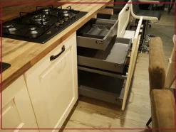 Cucina in legno Arredo3 a PREZZI OUTLET -35%