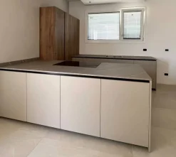 Cucina Ingrosso cucine moderne icm66 moderna tortora con penisola Primopiano cucine