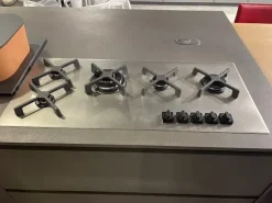 Cucina Kalì ecomalta moderna grigio Arredo3 ad isola scontata 61%