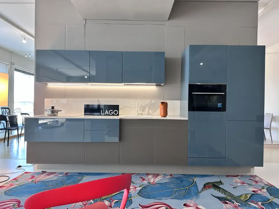 Cucina Lago design lineare altri colori in vetro 36e8