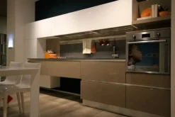Cucina lineare design Brava laccata Lube cucine a prezzo scontato
