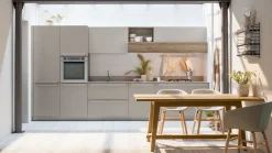 Cucina lineare in laccata modello Start time 11 ad un prezzo riservato