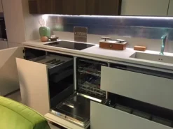 Cucina lineare in laccato opaco a prezzo ribassato 44%