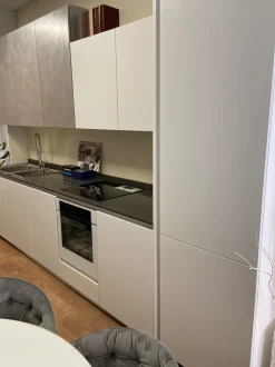 Cucina lineare in laccato opaco a prezzo ribassato 34%