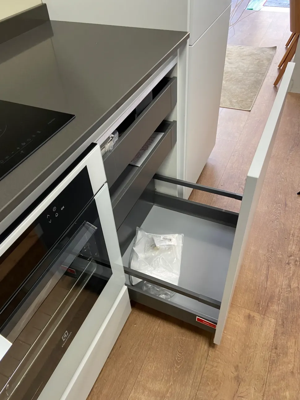 Cucina lineare in laccato opaco a prezzo ribassato 34%