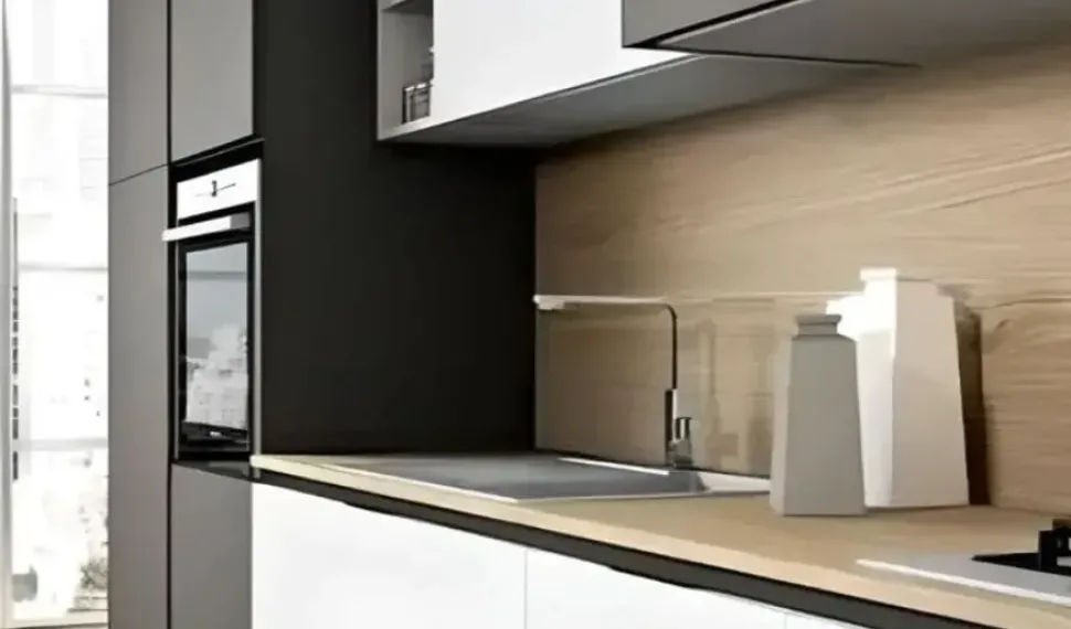 Cucina lineare in laminato opaco a prezzo scontato 30%