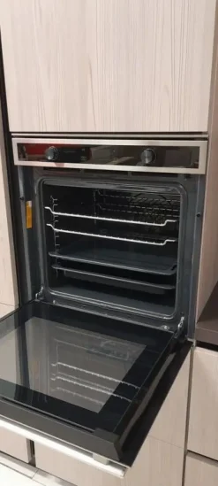 Cucina lineare in laminato materico a prezzo ribassato 50%