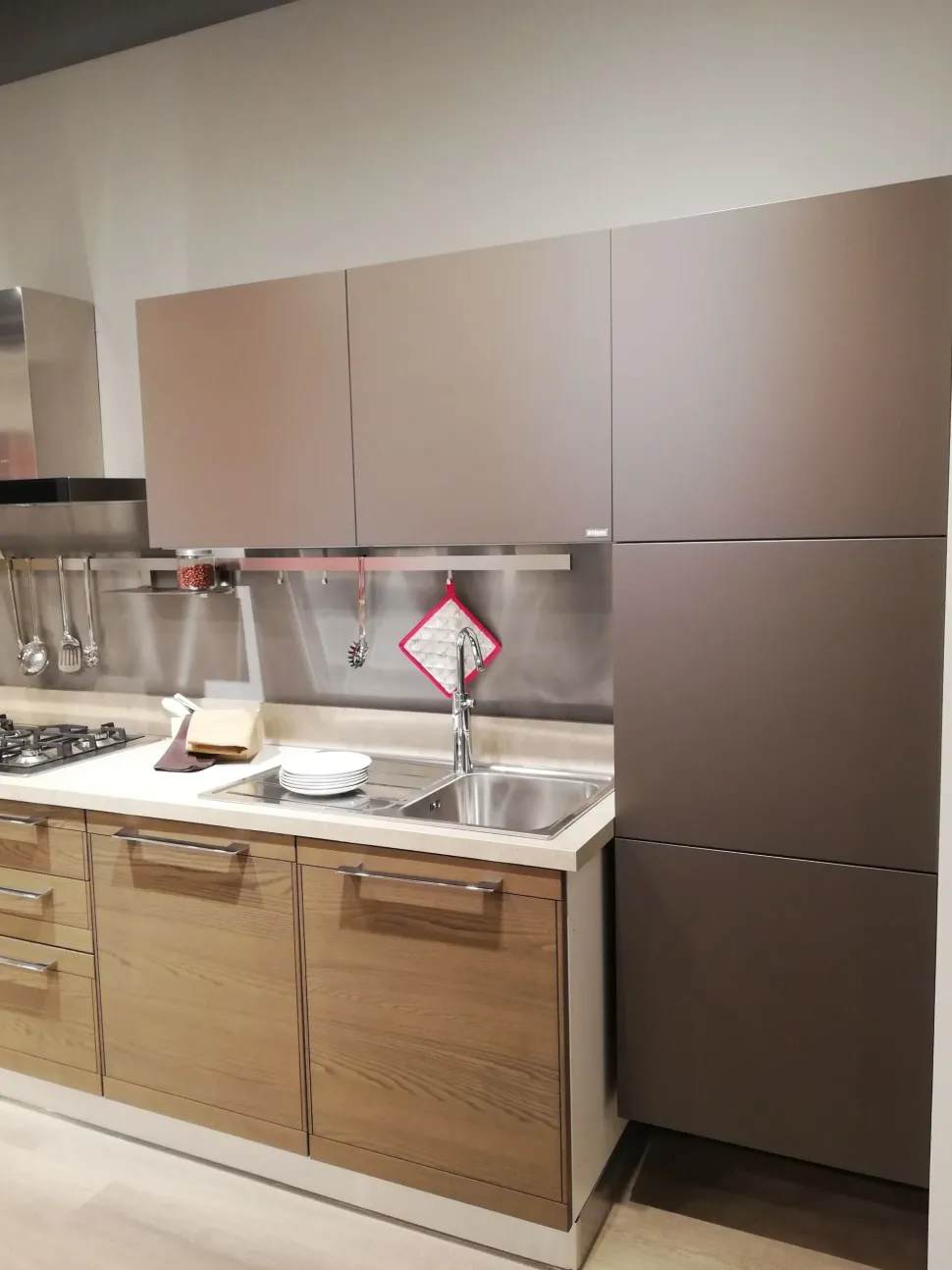 Cucina lineare in legno tortora Cucina a prezzo scontato