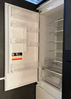 Cucina lineare in melaminico a prezzo ribassato 45%