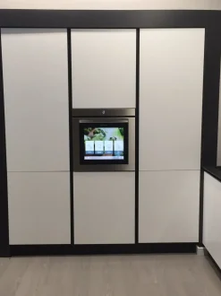 Cucina lineare in polimerico opaco a prezzo ribassato