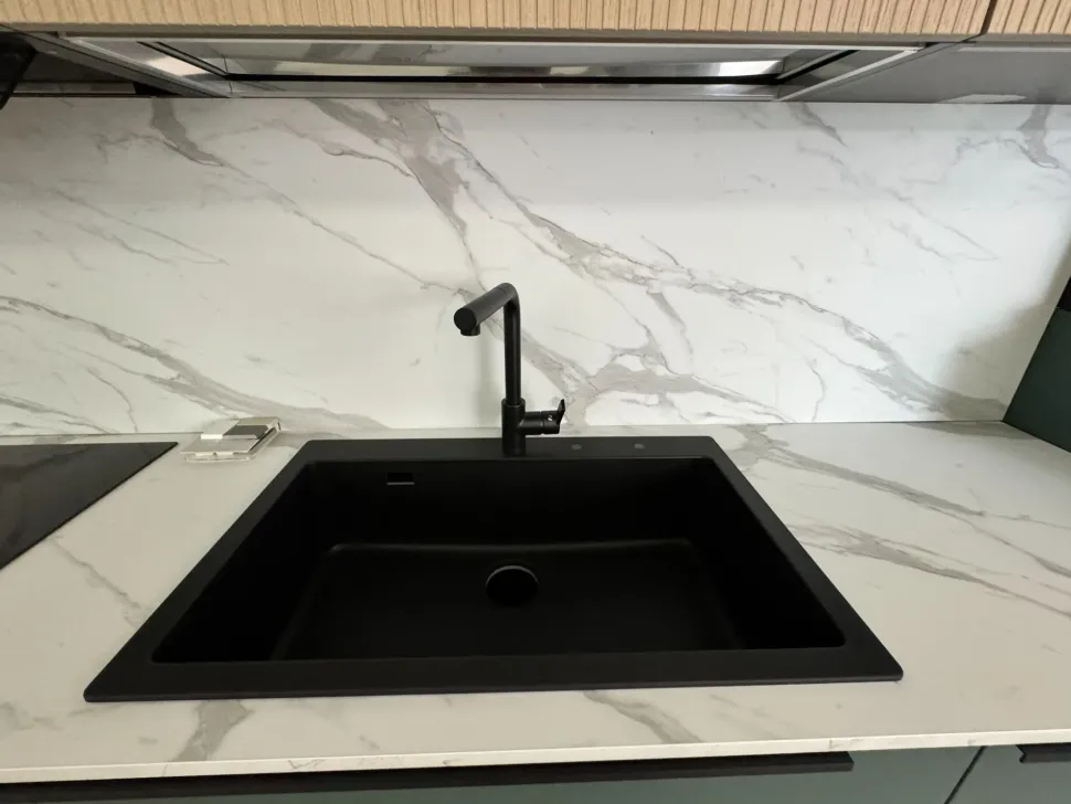 Cucina lineare moderna altri colori Arredo3 Tratto_10