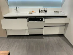 Cucina lineare moderna bianca Scavolini Delinea