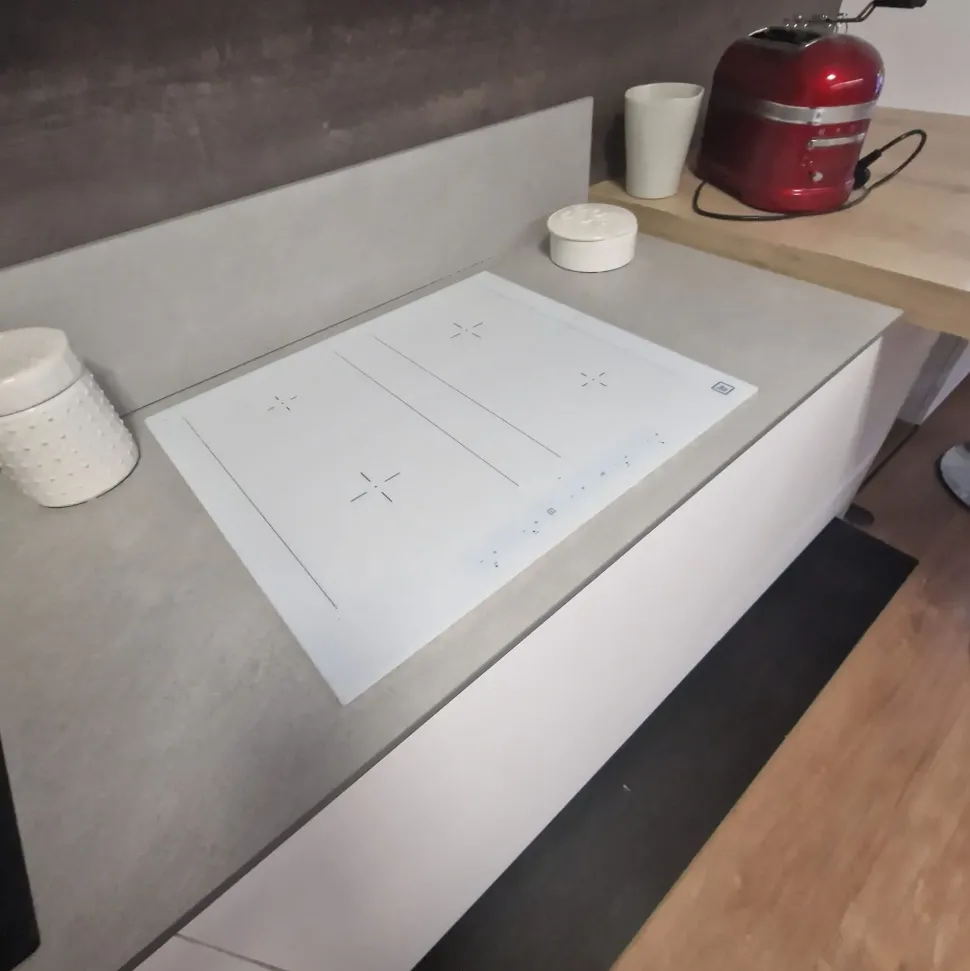 Cucina lineare moderna bianca Arredo3 Kaly a soli 9557 Euro