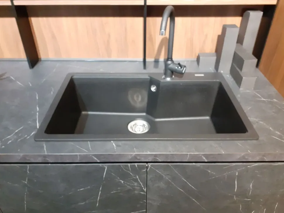 Cucina lineare moderna Ginevra Aran a prezzo scontato