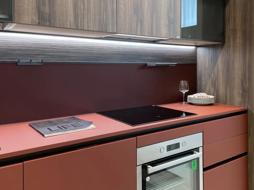 Cucina lineare moderna rossa Scavolini Boxlife