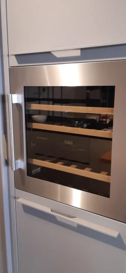 Cucina Logica l0 design grigia Valdesign lineare scontata 60%