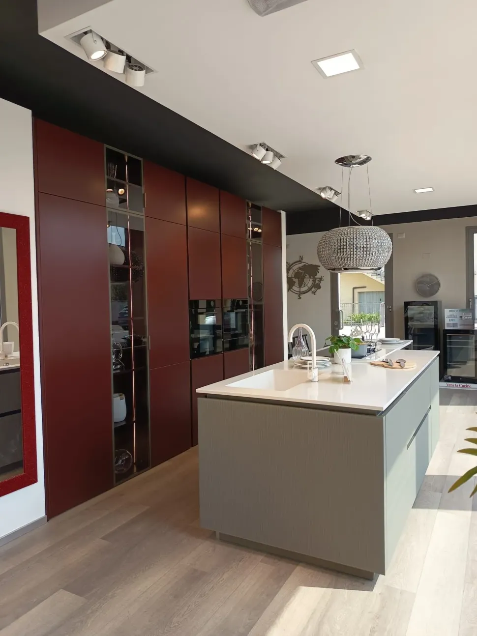 Cucina Lounge - riflex moderna rossa Veneta cucine con isola scontata 51%