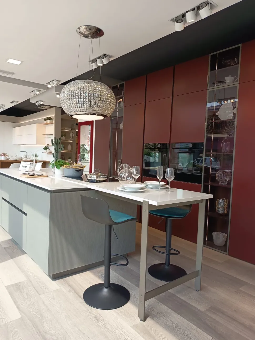 Cucina Lounge - riflex moderna rossa Veneta cucine con isola scontata 51%