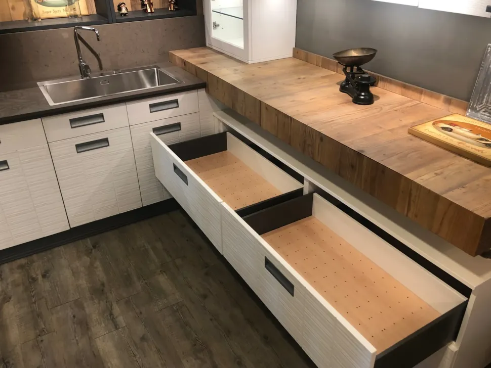 Cucina Marchi cucine classica ad angolo bianca in legno Lab 40