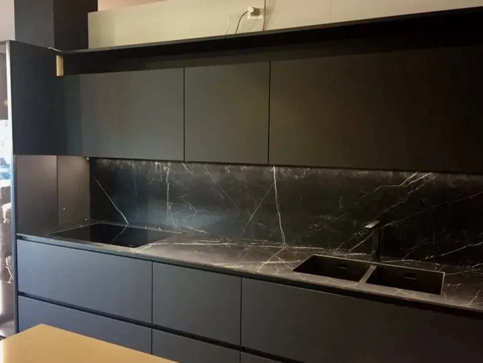 Cucina modello Atelier black new fenix - paolo biordi designer Artigianale PREZZO SCONTATO 43%