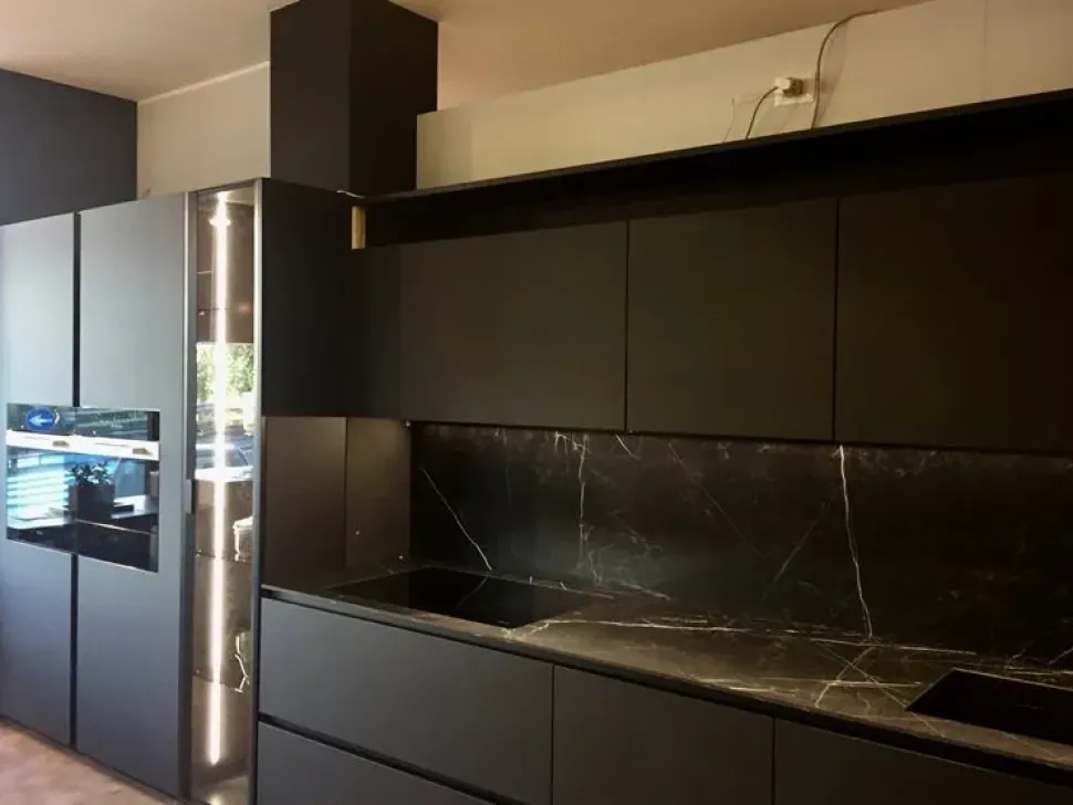 Cucina modello Atelier black new fenix - paolo biordi designer Artigianale PREZZO SCONTATO 43%