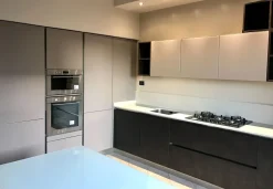 Cucina moderna ad angolo Primopiano cucine Ingrosso cucine moderne icm10 a prezzo scontato