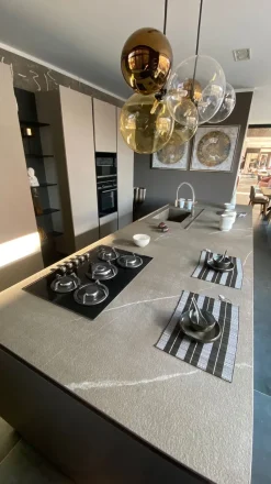Cucina moderna ad isola Bluna Binova a prezzo scontato
