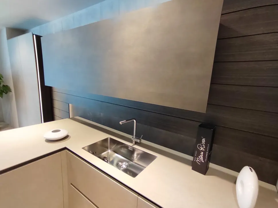 Cucina moderna altri colori Modulnova con penisola Mh6