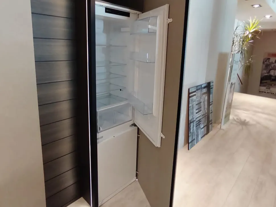 Cucina moderna altri colori Modulnova con penisola Mh6