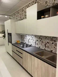 Cucina moderna bianca Arrex lineare Lab scontata