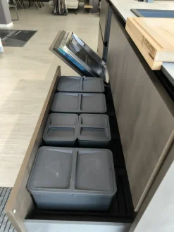 Cucina moderna con isola Lab13 Aran a prezzo ribassato