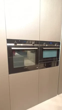 Cucina moderna con isola Cucina n elle Cesar a prezzo scontato